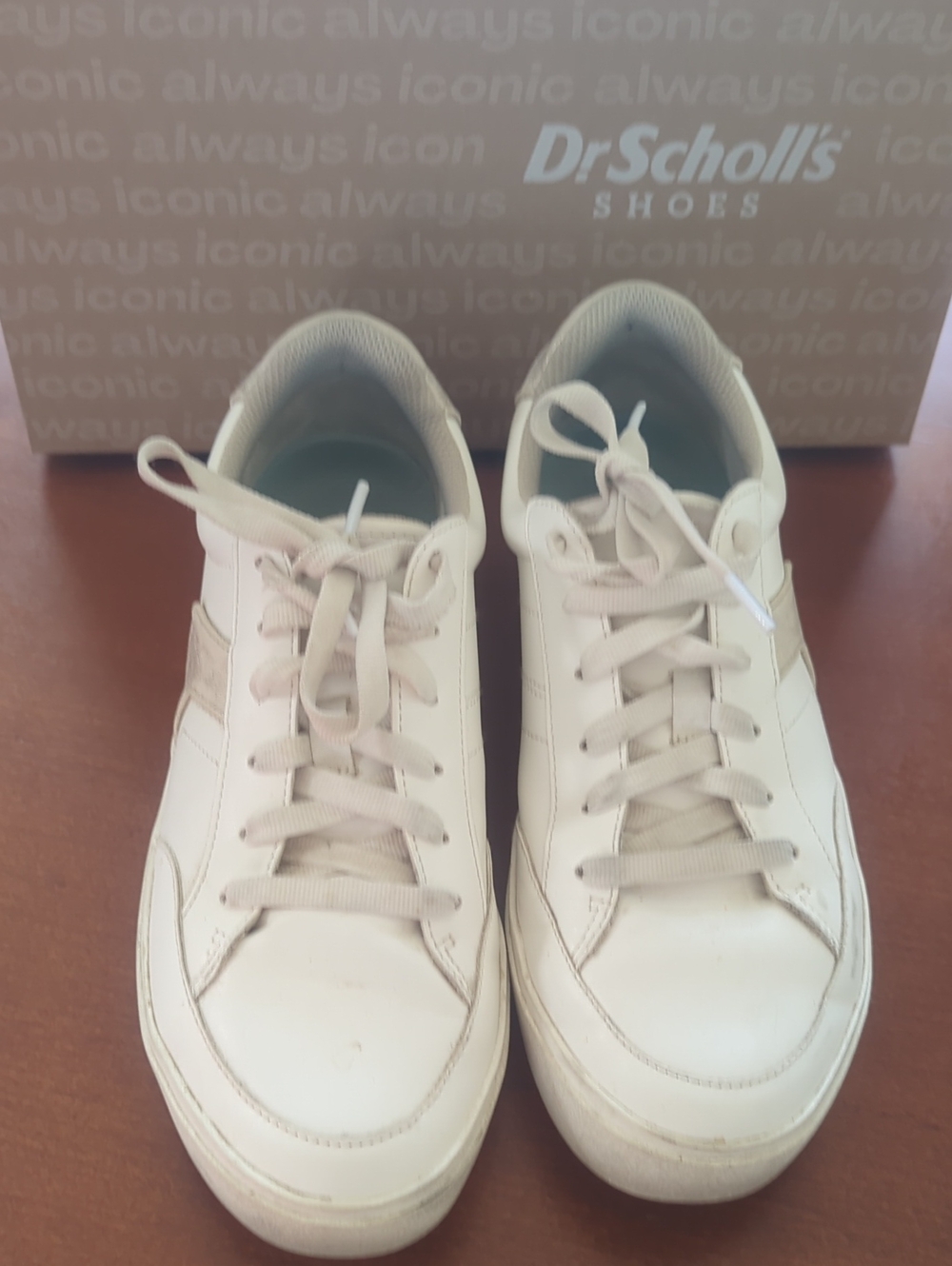 Dr. Scholl's Women's Madison White/Gold Lace-Up Sneakers Size 7.5 M